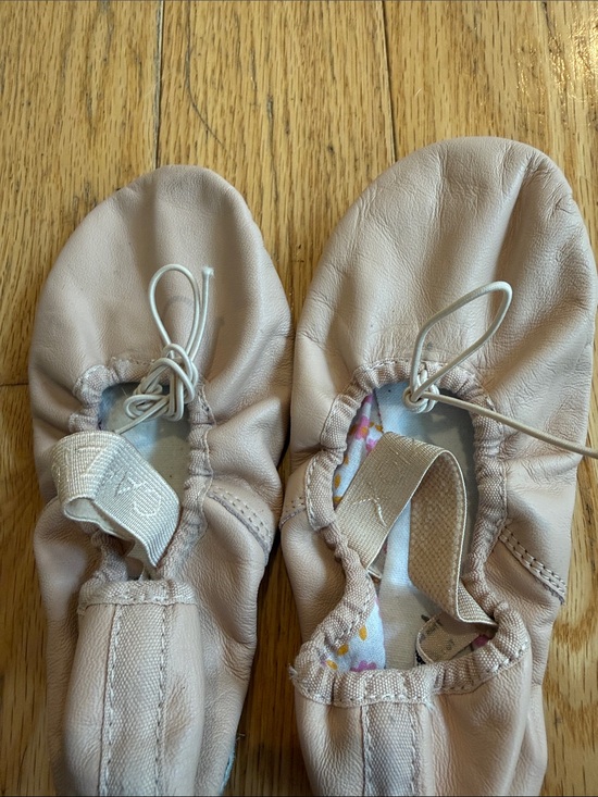 Capezio Other - Capezio Kids Ballet Slippers in Light Pink-Taupe